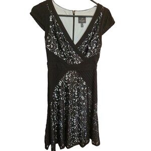 Adrianna Papell Size 2 Black Lace White Lining Cruise Wedding